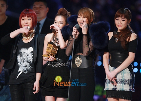 2NE1 invited to guest upcoming MTV ‘World Stage Video Music 200912142253081002_1