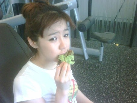 Park Bom on an all-vegetable diet for weight control? 0953363